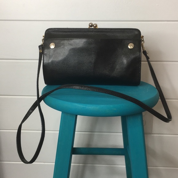 Liz Claiborne Handbags - Vintage Liz Claiborne vinyl purse